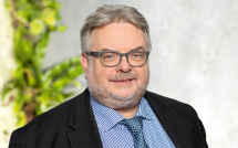 Reinhard Zweidler