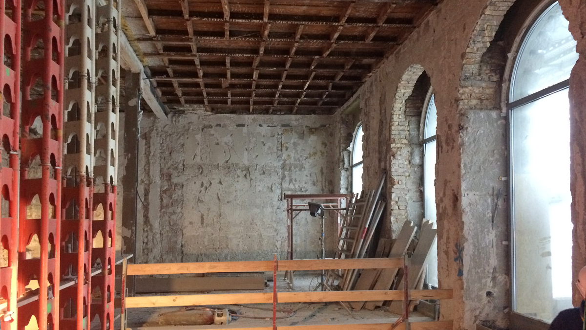Wood-beam ceilings on first floor