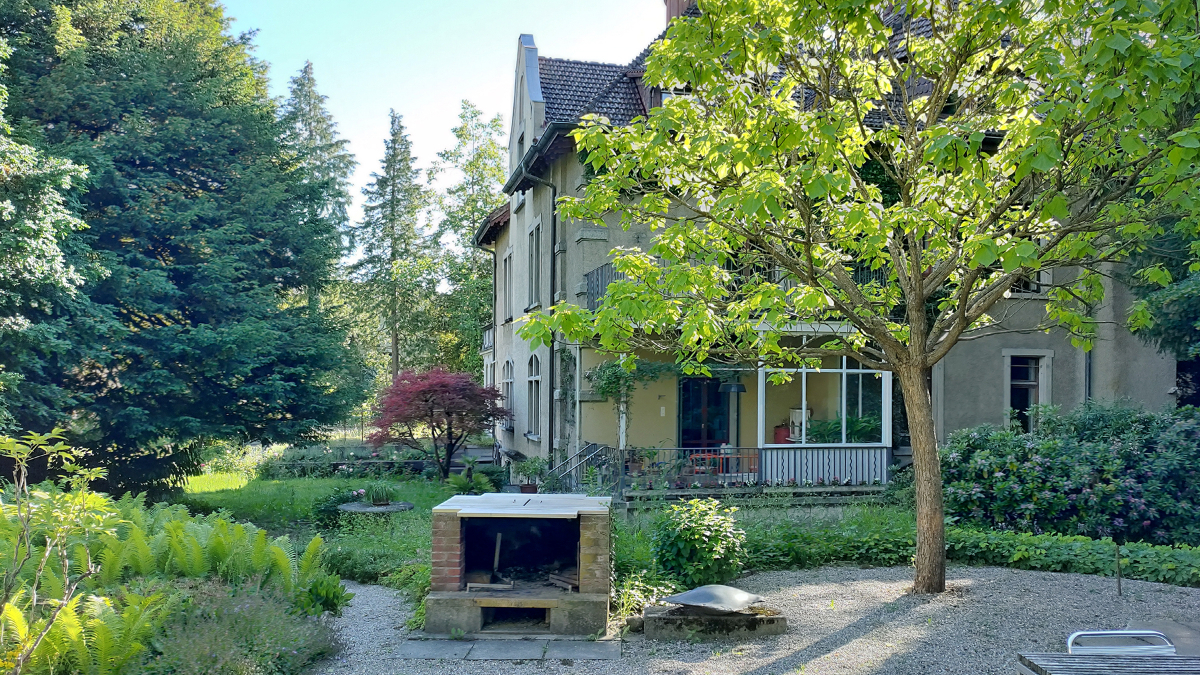 Bohrung von Erdwärmesonden ist im Garten realisiert