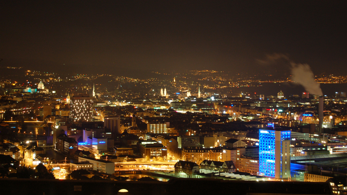 Modern lighting design should meet the needs of ecology, economy, safety, urban planning and aesthetics. (Source: www.darksky.ch)