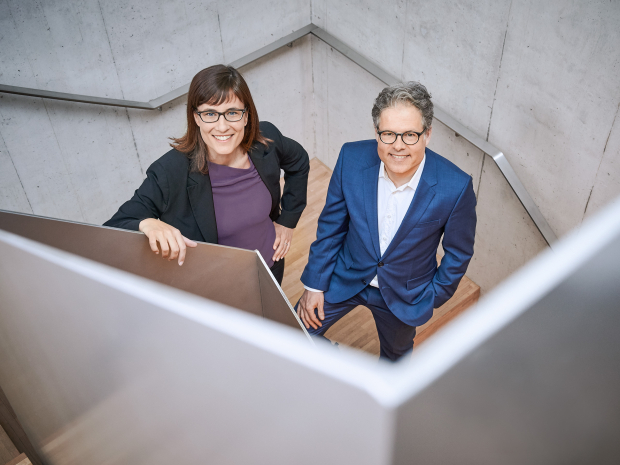 Manijè Alexander-David und Felix Ribi aus dem Organisations- unt Prozessberatungs-Team