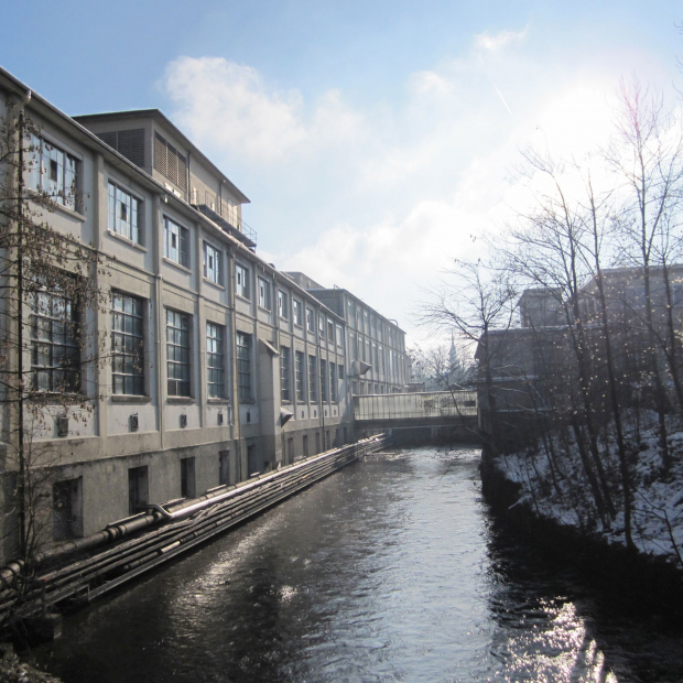 Auf dem zwölf Hektaren grossen Industrie-Areal der «Papieri» in Cham soll ein durchmischtes Wohn- und Arbeitsquartier entstehen. EBP begleitet den gesamten Prozess.
